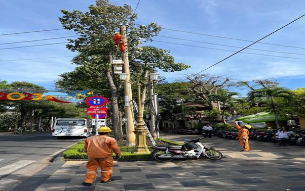 Chung tay bảo vệ 'mạch sống' đô thị: Vũng Tàu đẩy mạnh kiểm tra, hướng dẫn an toàn điện