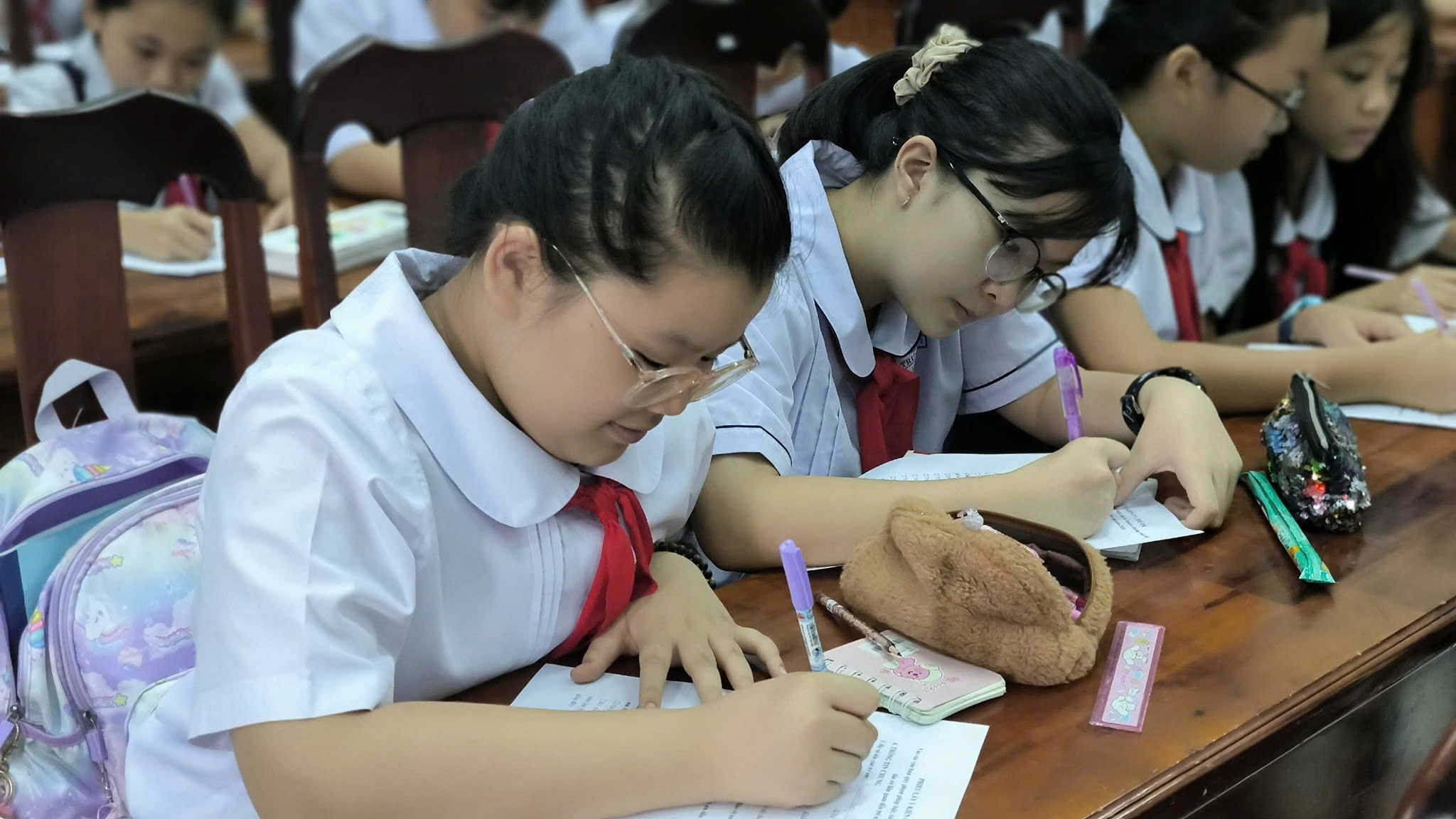 Học tập suốt đời giúp đất nước vững bước đi lên
