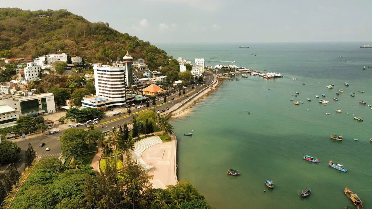 Thoát nước đô thị và nạo vét kênh mương: Giải pháp ứng phó ô nhiễm và ngập úng tại Vũng Tàu